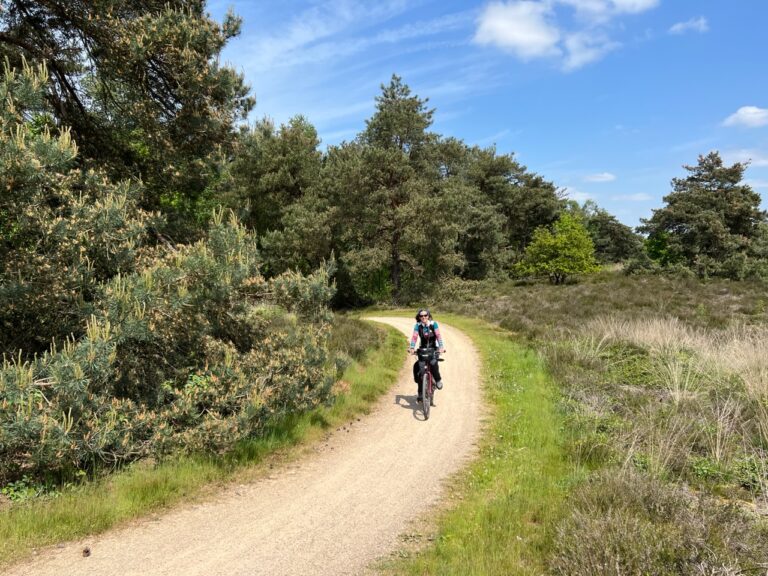 Grensfietsen naar Lomm